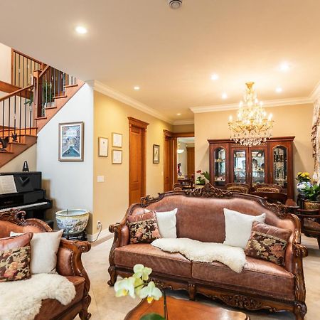An Yang House Lejlighed Burnaby Eksteriør billede